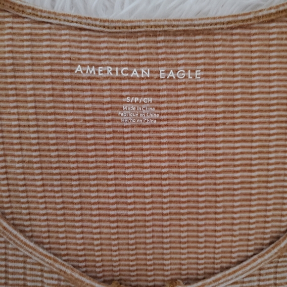 American Eagle crop top - Picture 3 of 4